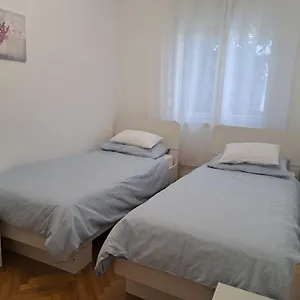 Apartament Ani, Dramalj
